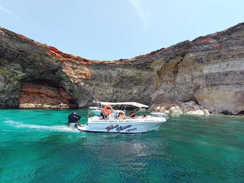 Mellieha: 1:00pm Speedboat round Comino Caves 2h Blue Lagoon - Elephant Rock and Comino’s cave coast