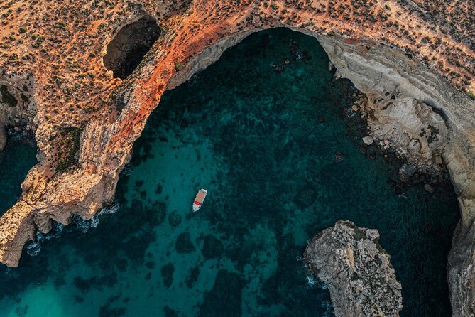 Mellieha: Gozo, Comino, Sea Caves, and Blue Lagoon Cruise - A captain-led outing with a relaxed feel