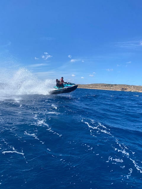 Mellieha: Jet Ski Rental with Safety Boat - FAQ