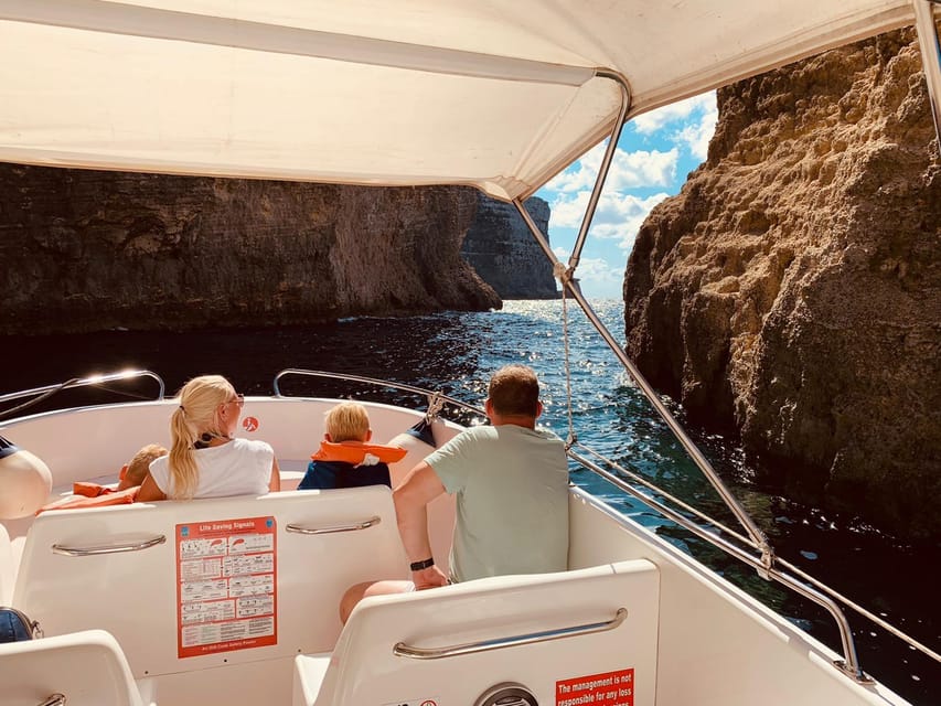Mellieha: Speedboat Trip Round Comino Caves 2h @ Blue Lagoon - Why this Comino boat trip works well