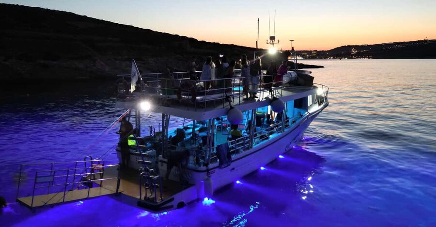 Mellieha: Two Bay Evening Cruise Including The Blue Lagoon - Blue Lagoon is beautiful, but the access rule matters