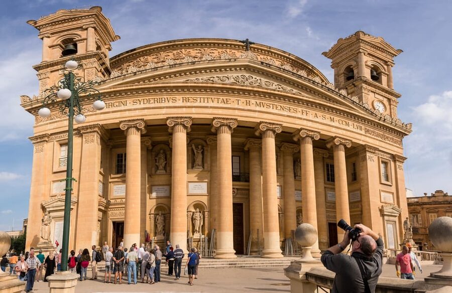 Mosta: City Highlights Tour with Buffet Lunch - Key points to know before booking
