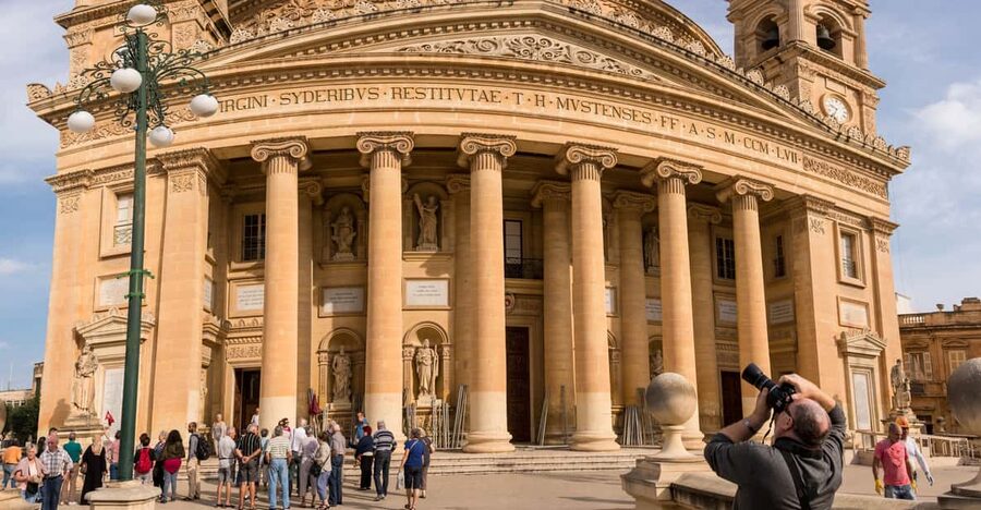 Mosta: City Highlights Tour with Buffet Lunch - Why Mosta makes a good three-hour stop