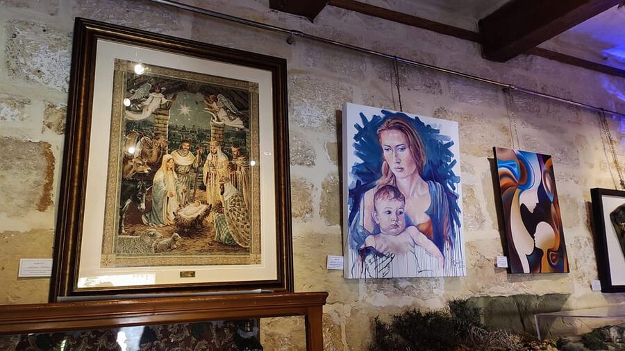 Mosta: City Highlights Tour with Buffet Lunch - Walking Mosta with an English-speaking assistant