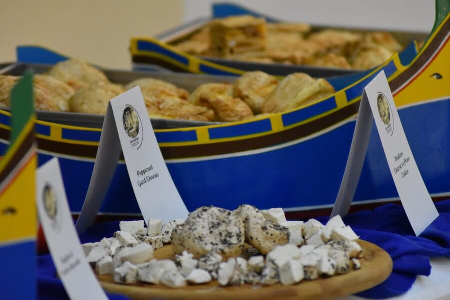 Mosta: City Highlights Tour with Buffet Lunch - Inside the Rotunda of Mosta