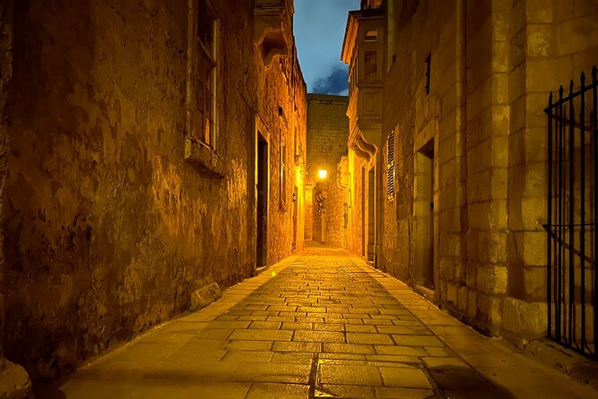 Mysteries and Histories of Mdina - Walking Tour - Mdina’s Narrow Streets Set the Tone