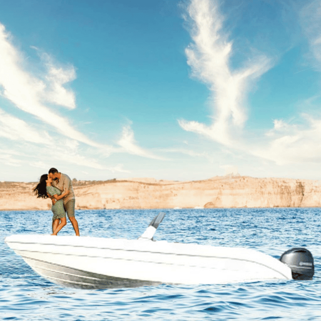 Photo Shoots Adventure - Trips in Lovers Cave, Gozo & Comino - What comes with the boat, and what does not