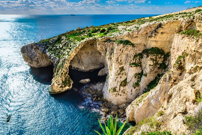 Prehistoric Temples and Highlights of the South Full-Day Tour - Għar Dalam connects animal fossils with early settlement