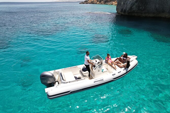 Private Boat Charter Comino, Blue Lagoon, Crystal Lagoon, Gozo - Blue Lagoon: famous water, limited quiet