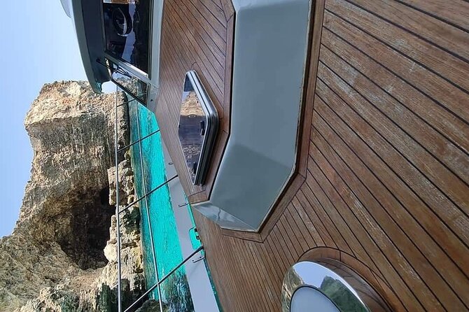 Private boat Charters around Malta, Gozo & Comino - Gozo’s coves and boat-only access