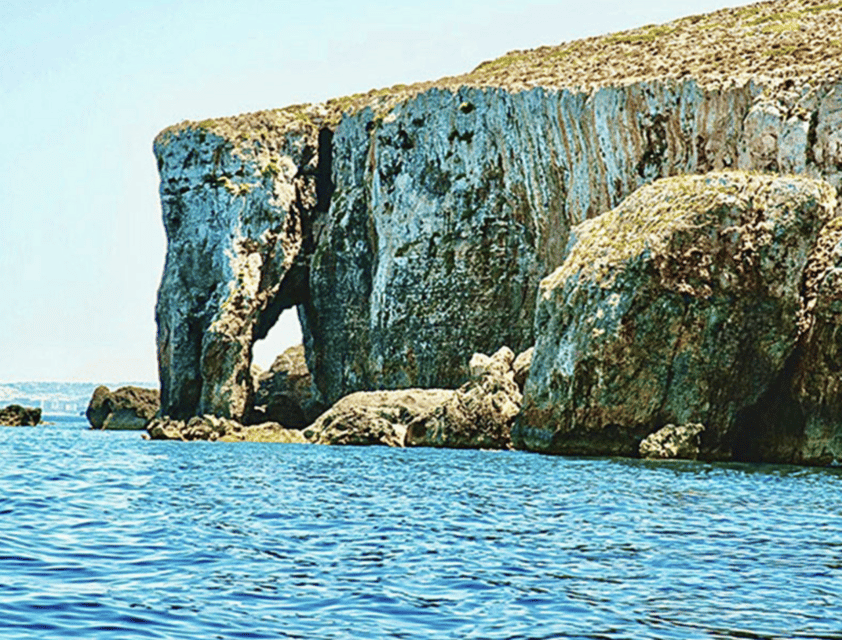 Private Boat Trip: Explore Comino, Blue Lagoon & Santa Maria - Roofless Cave and Comino’s smaller sea caves
