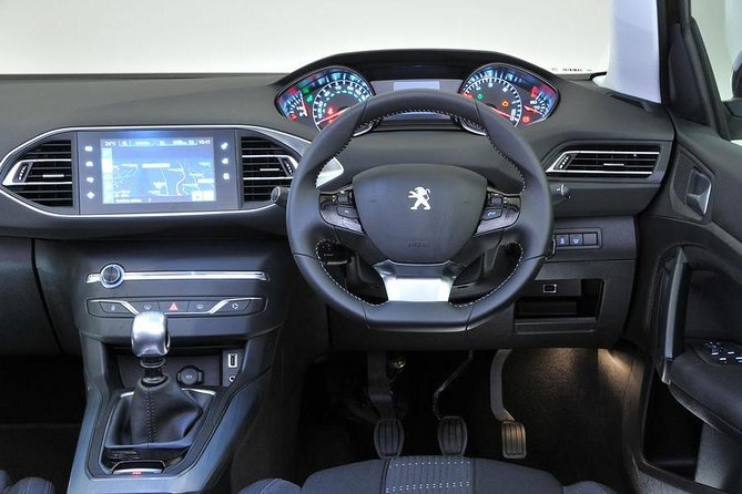Private Malta Airport Cab to Sliema/St Julians/Gzira or Valletta - The ride to Valletta, Sliema, St Julians, or Gzira