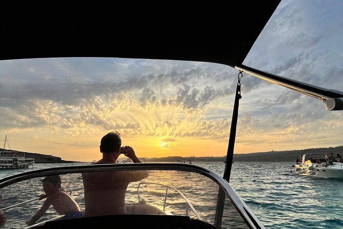 Private speed boat trip to Comino, Blue Lagoon and Caves - A private boat makes Comino easier to enjoy