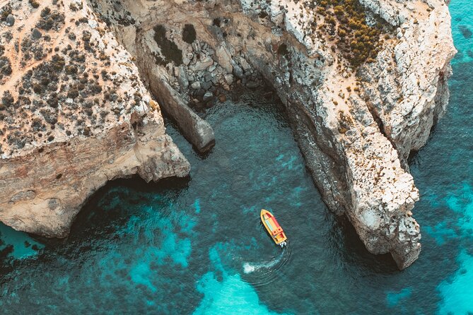 Private Speedboat 3hrs Blue Lagoon, Crystal Lagoon & Caves - What the 26-Foot Boat Feels Like