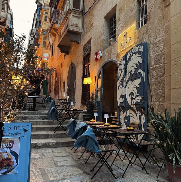 Romantic Wine Tasting Experience at Koccio Valletta - The setting: romantic, public, and not completely quiet