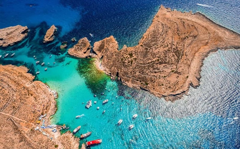 Sliema: Gozo/Comino Blue Lagoon Gulet Cruise w/ Lunch+Drinks - Sailing along Malta’s northern coast