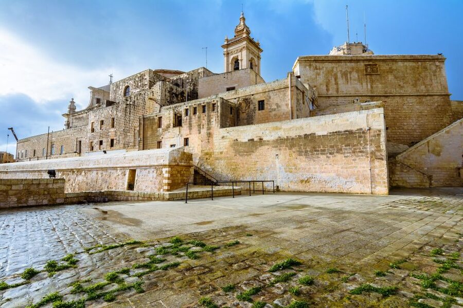 Sliema or St. Paul's Bay: Best of Gozo and Comino Day Trip - The new Blue Lagoon access rule