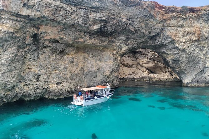Snorkeling in Blue Lagoon Beaches and Bays Trip Comino - Why Comino works so well as a half-day boat trip