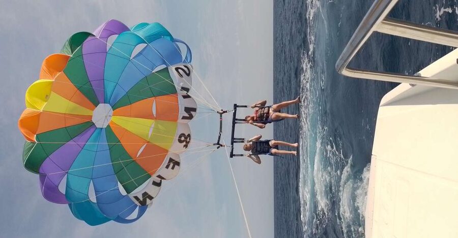 St. Julian's: Malta Parasailing Adventure with Photos - Landing back on the boat