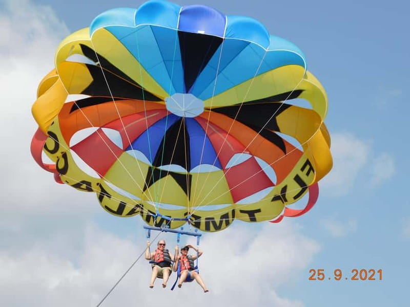 St. Julians: Go & Fun Parasailing with Free Photos & Videos - Tips for a smooth flight