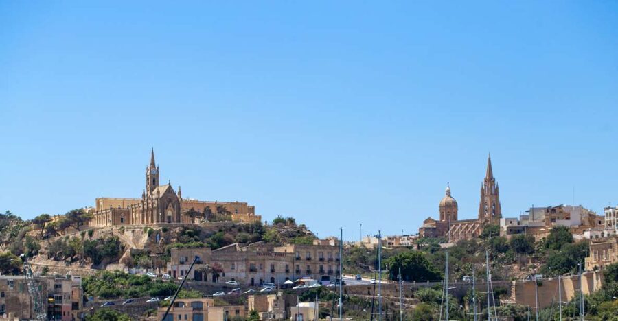 St. Paul's Bay: Gozo, Comino & St. Paul's Bus & Boat Tour - The cruise north from Bugibba