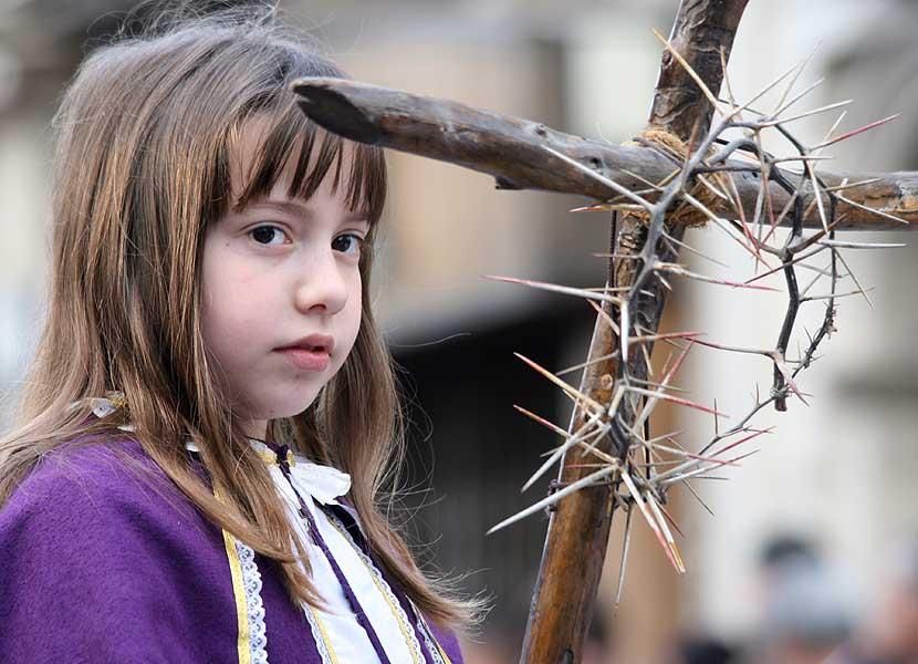 The Good Friday Procession: Afternoon Tour in Zejtun - Watching the Statues and Costumes Pass