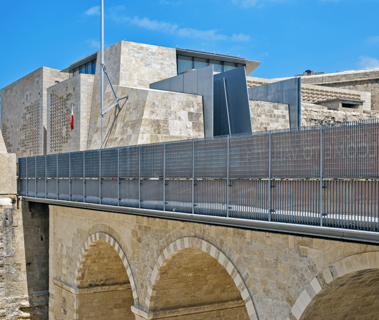 The Grand Tour of Valletta: A walking tour of Valletta. - What the guide’s style adds