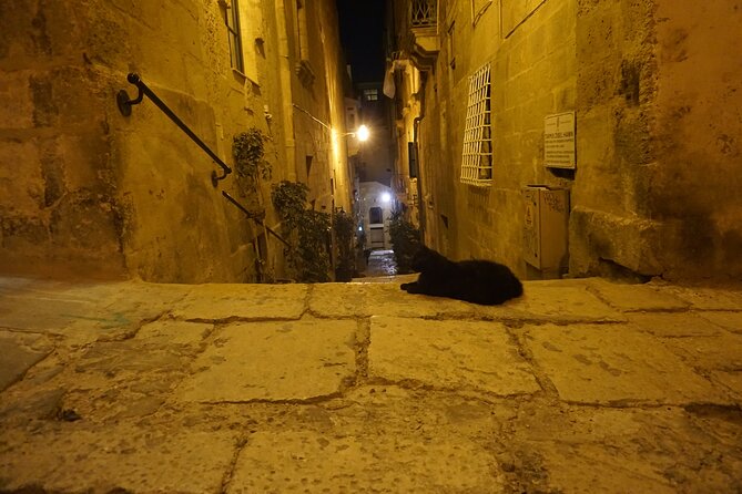 The Original Valletta Ghost Tour - Teatru Manoel and the famous haunted box