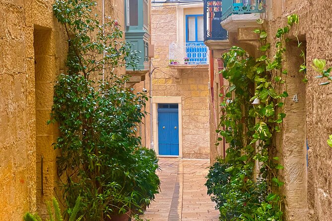 Three cities walking tour incl. entrance to Inquisitor's palace - Fort St. Angelo and the harbor story