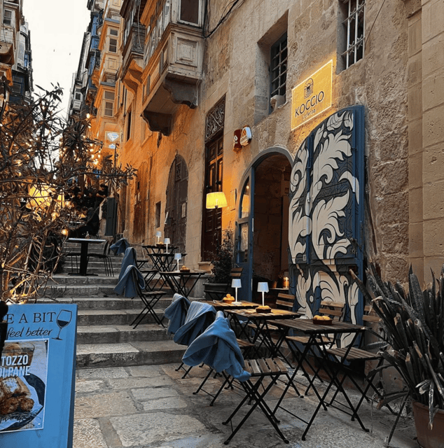 Valletta Aperol Spritz Aperitivo Experience - An aperitivo on Valletta’s St. Lucia steps