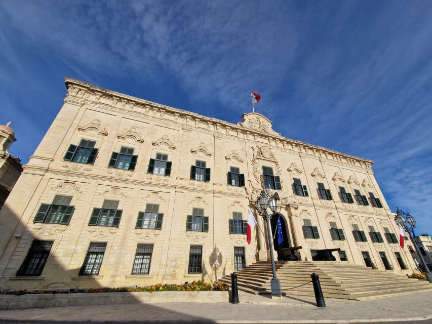 Valletta: City Walking Tour in a Small Group - City Gate and Parliament: Valletta’s old walls meet new design