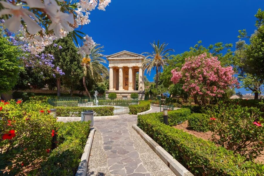 Valletta: Express Walk with a Local in 60 minutes - What the 60-minute format really gives you