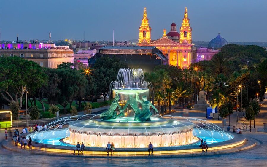 Valletta: Half-Day City Discovery Walking Tour - St. George’s Square and the Grandmaster’s Palace