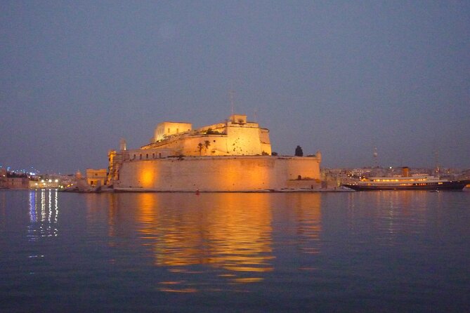 Valletta Harbour Cruise - Leaving Sliema from Ferries 4