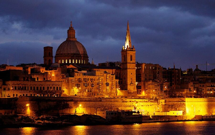 Valletta, Mdina, and Mosta Night Tour with 5D Show - The Malta 5D show and its unusual format