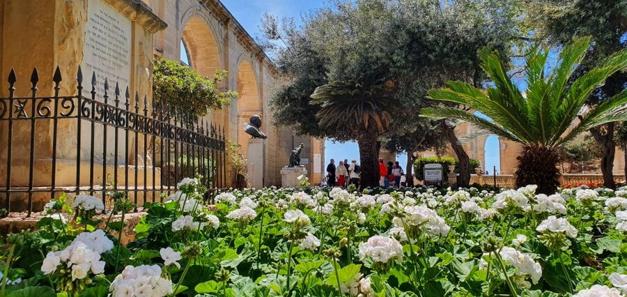 Valletta: Private Maltese Cuisine Walking Tour - Republic Street, St. George’s Square, and the city walk