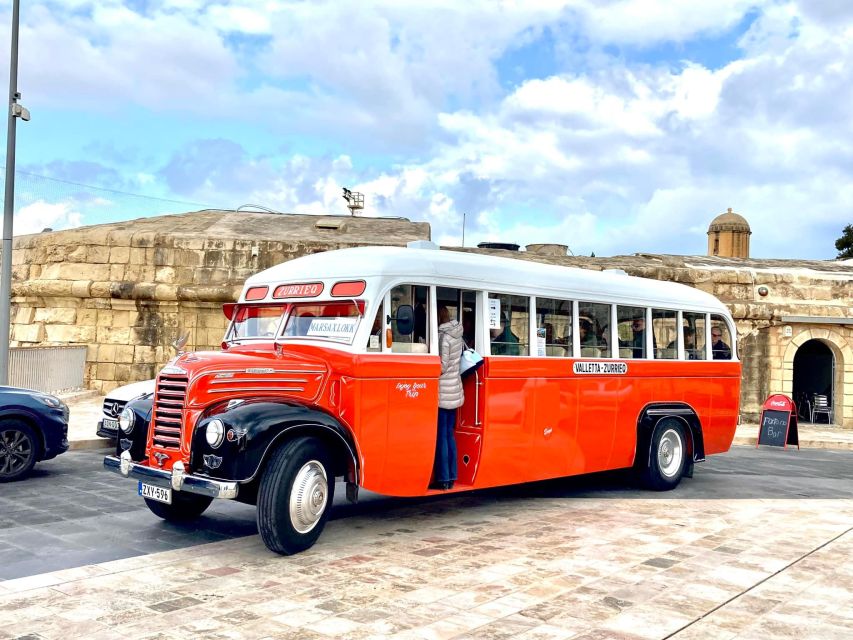 Valletta: Sunday Vintage Bus to Marsaxlokk - Arriving at Marsaxlokk on Sunday
