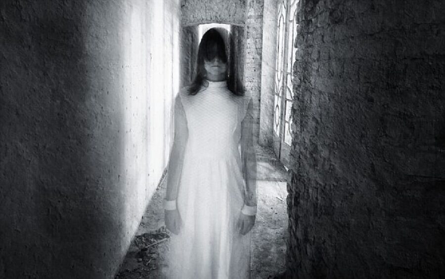 Valletta: The Dark Side Walking Tour - Valletta at 8pm: an atmospheric starting point